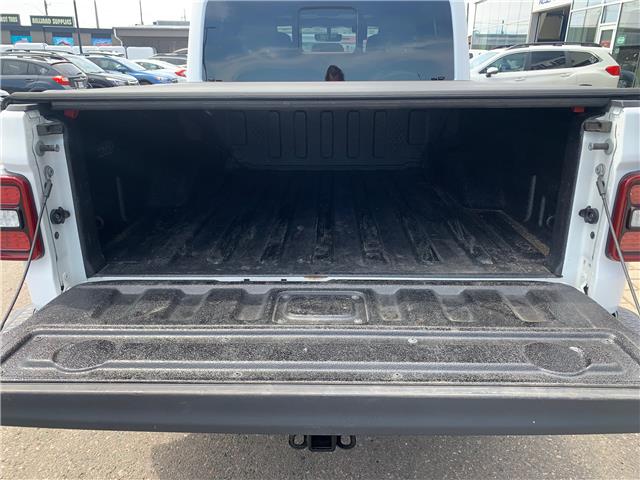 2023 Jeep Gladiator Overland (Stk: 33026A) in Thunder Bay - Image 7 of 13