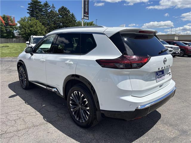 2025 Nissan Rogue Platinum (Stk: P7358) in Brantford - Image 2 of 25