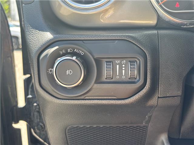 2021 Jeep Wrangler Unlimited Sahara (Stk: 263812A) in Uxbridge - Image 19 of 27