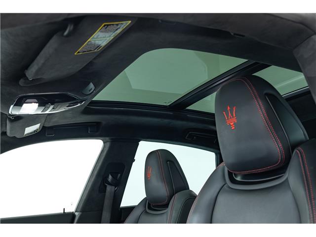 2022 Maserati Levante Modena S (Stk: UC2287) in Calgary - Image 17 of 33