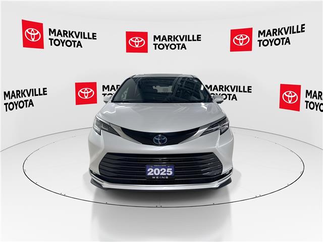 2025 Toyota Sienna Limited 7-Passenger (Stk: 11106227A) in Markham - Image 3 of 36