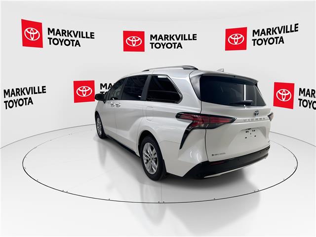2025 Toyota Sienna Limited 7-Passenger (Stk: 11106227A) in Markham - Image 8 of 36