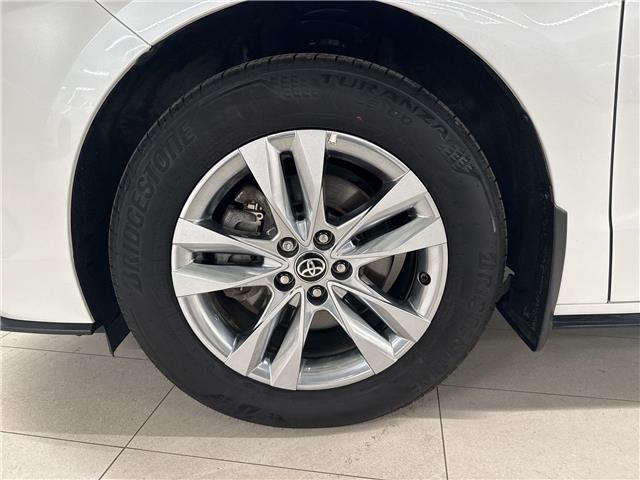 2025 Toyota Sienna Limited 7-Passenger (Stk: 11106227A) in Markham - Image 14 of 36