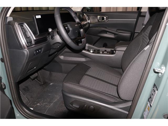 2026 Kia Sorento Plug-In Hybrid LX (Stk: 27297) in Edmonton - Image 11 of 25