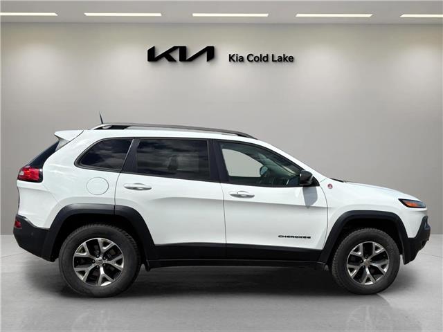 2016 Jeep Cherokee Trailhawk (Stk: SL26029A) in Cold Lake - Image 8 of 20 2016 Jeep Cherokee Trailhawk (Stk: SL26029A) in Cold Lake - Image 8 of 20