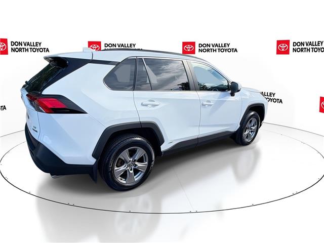 2023 Toyota RAV4 Hybrid LE (Stk: 10121810A) in Markham - Image 8 of 29