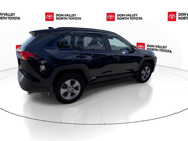 2025 Toyota RAV4 Hybrid XLE (Stk: 10121653A) in Markham - Image 8 of 32