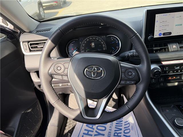 2025 Toyota RAV4 Hybrid XLE (Stk: 10121653A) in Markham - Image 14 of 32