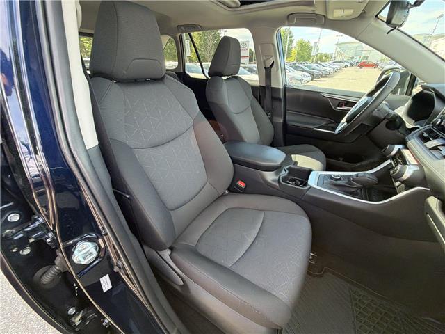 2025 Toyota RAV4 Hybrid XLE (Stk: 10121653A) in Markham - Image 31 of 32