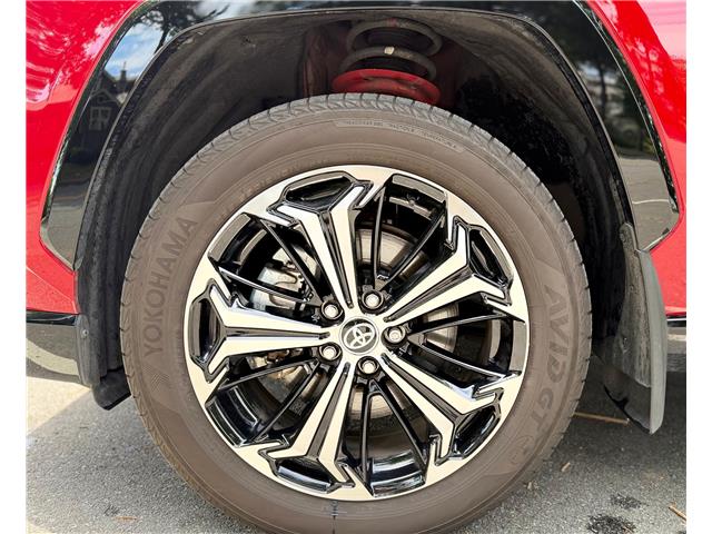 2024 Toyota RAV4 Prime XSE (Stk: 224795) in North Vancouver - Image 11 of 22