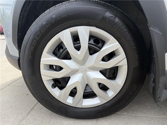2026 Toyota Corolla Cross L (Stk: 10121900A) in Markham - Image 10 of 27