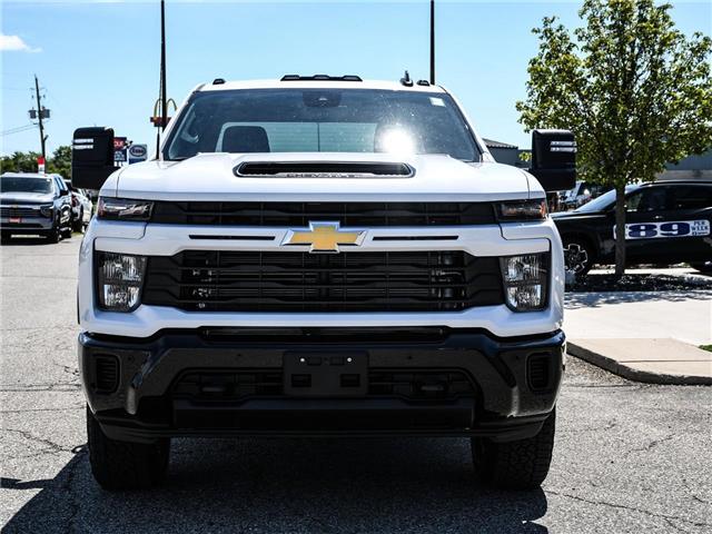 2026 Chevrolet Silverado 2500HD Custom (Stk: LC2S00945) in Tilbury - Image 2 of 27