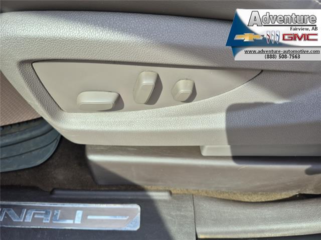 2017 GMC Yukon Denali (Stk: 45111A) in Fairview - Image 23 of 30