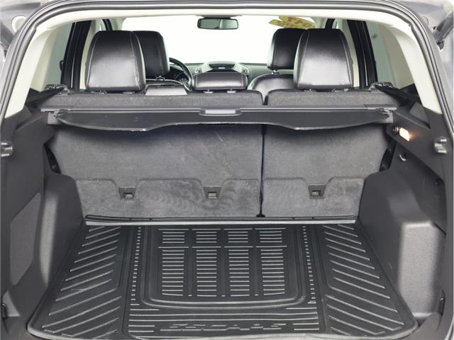 2017 Ford Escape Titanium (Stk: A21205) in Calgary - Image 10 of 21 2017 Ford Escape Titanium (Stk: A21205) in Calgary - Image 10 of 21