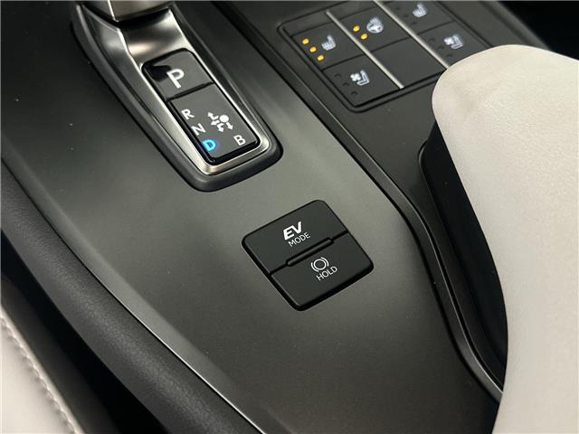 2026 Lexus UX 300h  (Stk: 14T1813) in Markham - Image 15 of 21