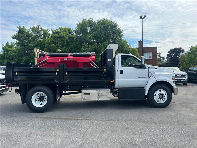 2025 Ford F-650 Diesel Base (Stk: C00243) in Ottawa - Image 5 of 14