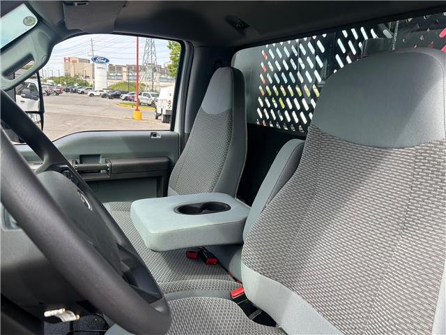 2025 Ford F-650 Diesel Base (Stk: C00243) in Ottawa - Image 11 of 14