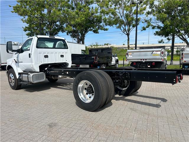 2025 Ford F-750 Diesel Base (Stk: C00282) in Ottawa - Image 4 of 12