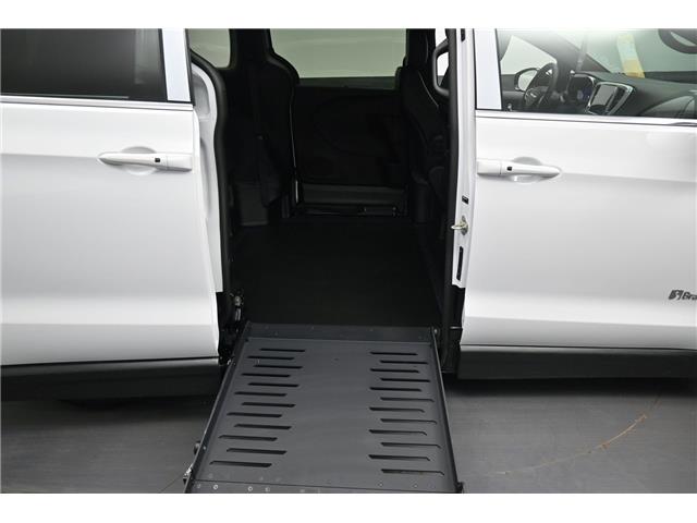 2026 Chrysler Grand Caravan SXT (Stk: INCOMING) in London - Image 10 of 15