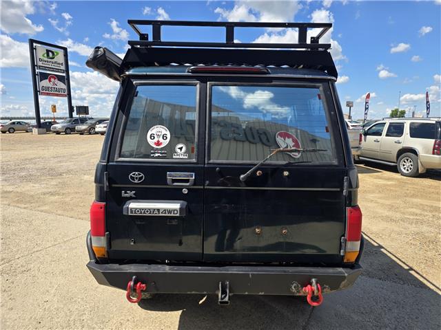1992 Toyota Land Cruiser PZJ77 in Saskatoon - Image 6 of 11