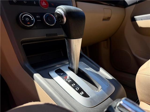 2009 Saturn VUE XR (Stk: 261005A) in Calgary - Image 14 of 16