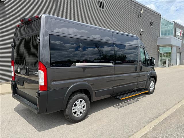 2026 RAM ProMaster 2500 Window Van High Roof (Stk: MU2404) in London - Image 2 of 21