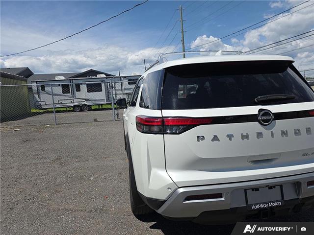 2024 Nissan Pathfinder SL (Stk: UC6690) in Thunder Bay - Image 11 of 22