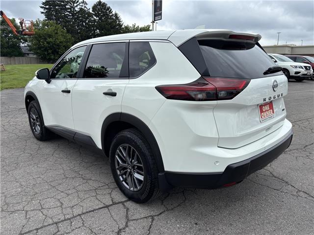 2024 Nissan Rogue S (Stk: P7354) in Brantford - Image 2 of 23