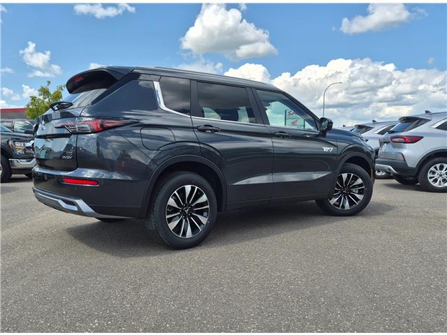 2026 Mitsubishi Outlander PHEV SE (Stk: WM26020) in Brandon - Image 6 of 22