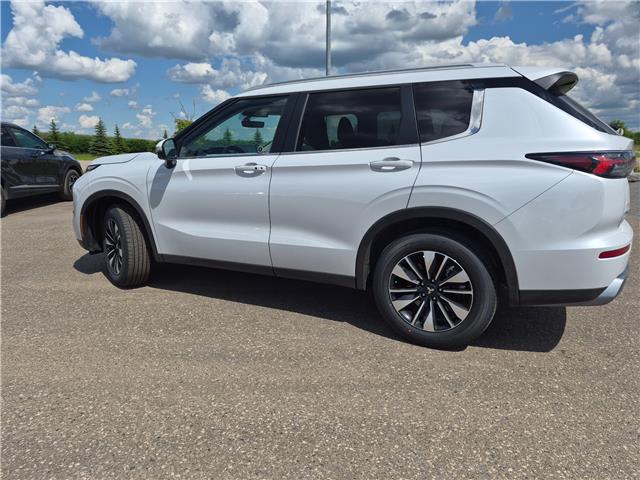 2026 Mitsubishi Outlander LE (Stk: WM26050) in Brandon - Image 8 of 21