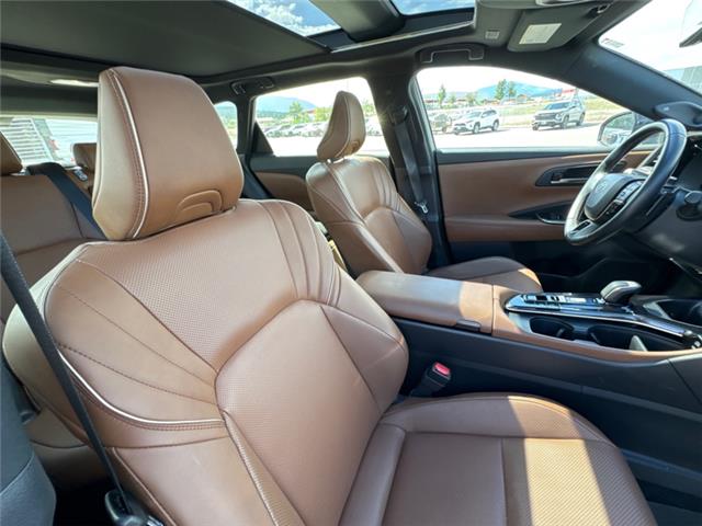 2025 Toyota Crown Signia Limited (Stk: T069338A) in Cranbrook - Image 11 of 19
