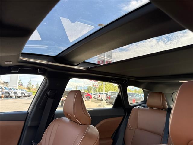 2025 Toyota Crown Signia Limited (Stk: T069338A) in Cranbrook - Image 16 of 19