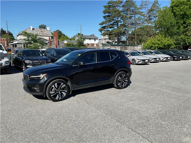 2024 Volvo XC40 B5 Ultimate Bright Theme (Stk: 260789) in Kingston - Image 1 of 34
