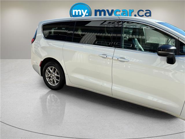 2024 Chrysler Pacifica Touring-L (Stk: T4462) in Richmond - Image 5 of 19