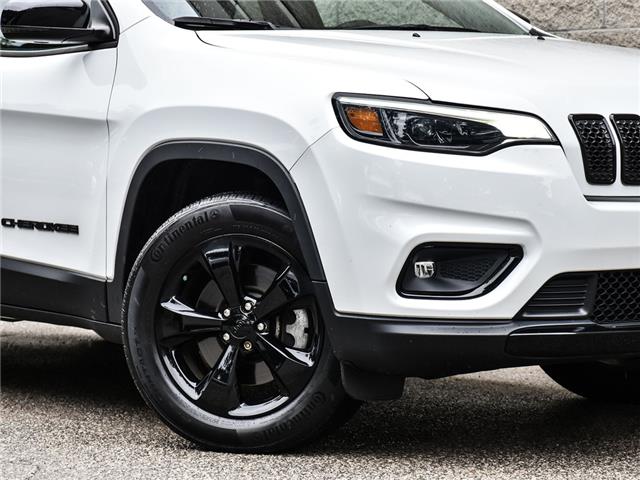 2022 Jeep Cherokee Altitude (Stk: 26-0013A) in Toronto - Image 2 of 27