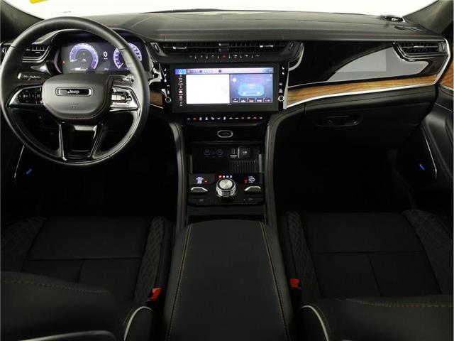 2026 Jeep Grand Cherokee Base (Stk: 26J136) in Calgary - Image 10 of 19