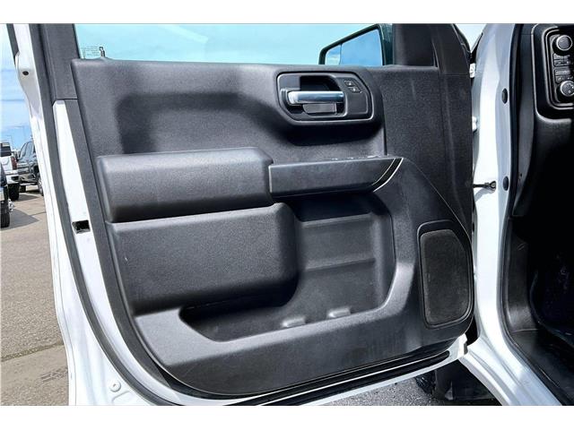 2023 Chevrolet Silverado 1500 Work Truck (Stk: 05159U) in Calgary - Image 17 of 32