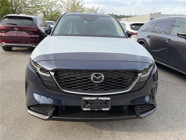2026 Mazda CX-5 GT (Stk: 161377) in Surrey - Image 2 of 5