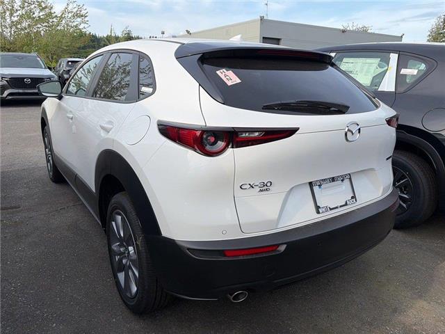 2026 Mazda CX-30 GT (Stk: 205265) in Surrey - Image 3 of 5
