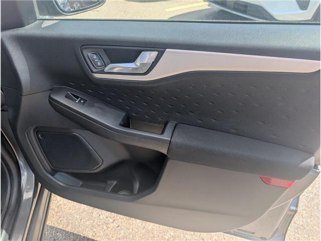 2020 Ford Escape SE (Stk: T-1770A) in Calgary - Image 12 of 25