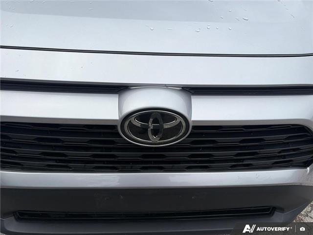 2019 Toyota RAV4 XLE (Stk: 166946) in London - Image 10 of 26