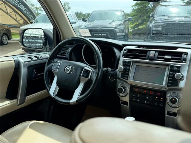 2010 Toyota 4Runner SR5 V6 (Stk: 4630A) in Calgary - Image 10 of 20