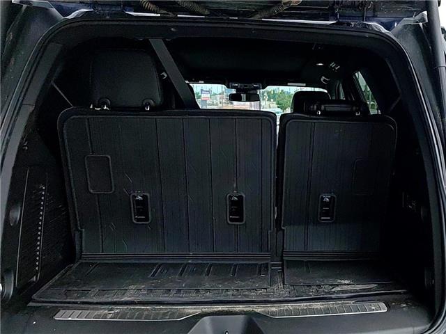 2024 GMC Yukon Denali (Stk: 28500P) in Newmarket - Image 5 of 17 2024 GMC Yukon Denali (Stk: 28500P) in Newmarket - Image 5 of 17
