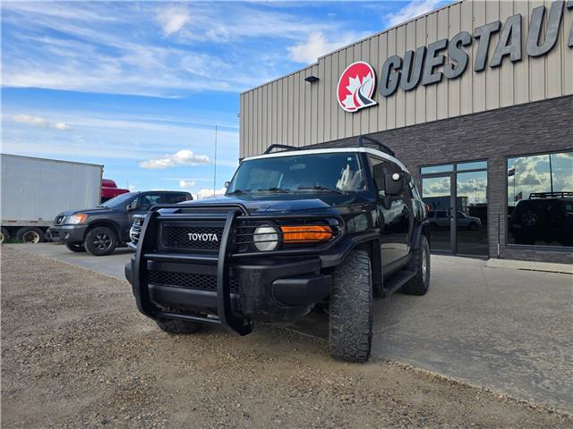 2007 Toyota FJ Cruiser Base in Saskatoon - Image 2 of 11