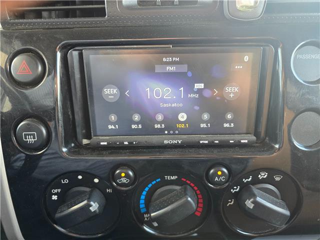 2007 Toyota FJ Cruiser Base in Saskatoon - Image 9 of 11