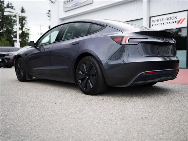 2024 Tesla Model 3 Base (Stk: 31490) in Surrey - Image 4 of 17