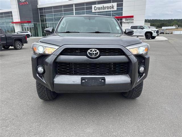 2018 Toyota 4Runner SR5 (Stk: 5819170X) in Cranbrook - Image 2 of 13