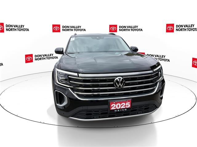 2025 Volkswagen Atlas 2.0 TSI Comfortline (Stk: 10121463AA) in Markham - Image 3 of 30