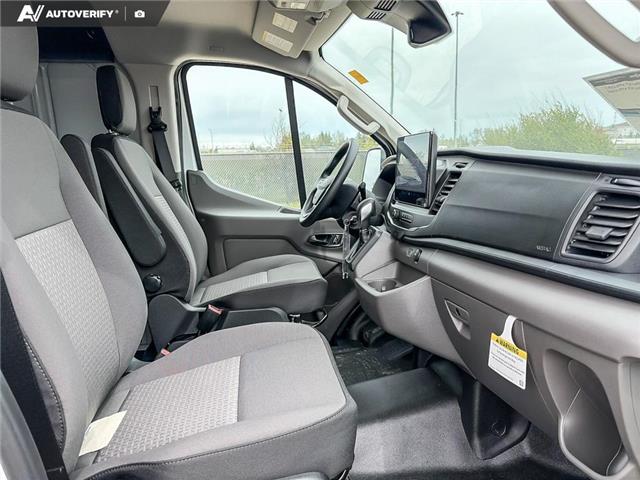 2025 Ford Transit-150 Cargo Base (Stk: 25AT1812) in Airdrie - Image 22 of 25