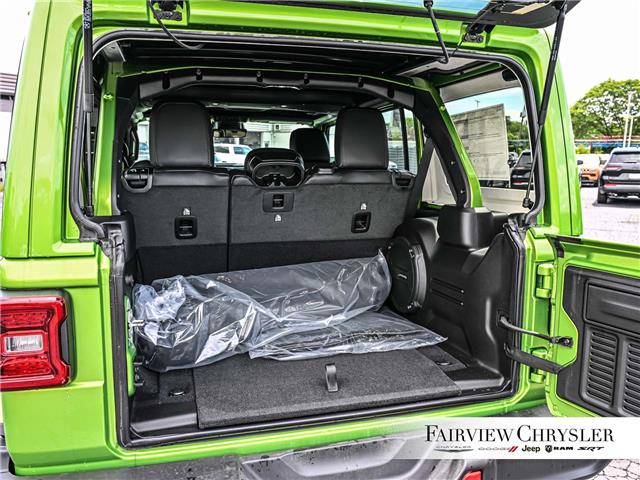 2026 Jeep Wrangler Sahara (Stk: TW2753) in Burlington - Image 6 of 34